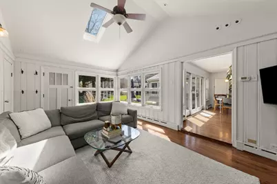 255 Crest Road, Glen Ellyn, IL 60137 - Photo 7