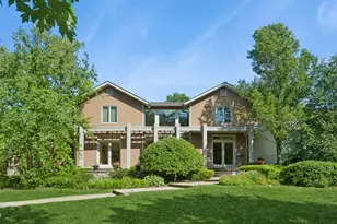 282 Linden Park Pl, Highland Park, IL 60035 - Photo 1