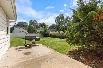 1206 Campbell Street, Joliet, IL 60435 - Photo 21