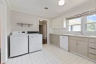 1206 Campbell St, Joliet, IL 60435 - Photo 17