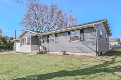 1811 S 7th Street, Dekalb, IL 60115 - Photo 3