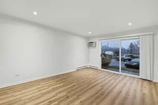 850 E Old Willow Rd, Prospect Heights, IL 60070 - Photo 3