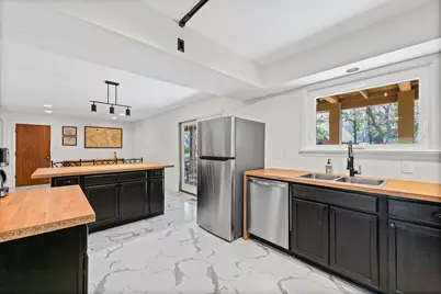 [Address not provided], Champaign, IL 61822 - Photo 17
