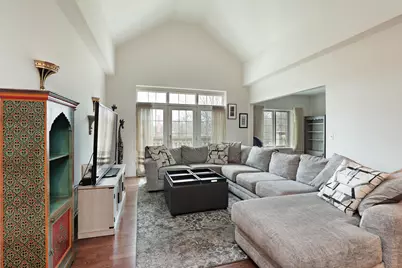 626 Homewood Avenue #405, Highland Park, IL 60035 - Photo 3