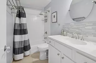 525 N Peoria St, Chicago, IL 60642 - Photo 13