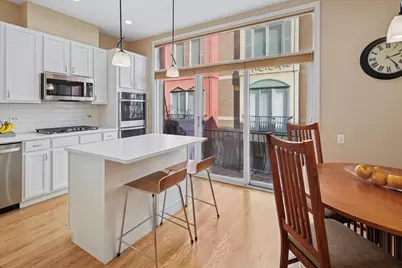 525 N Peoria Street, Chicago, IL 60642 - Photo 7