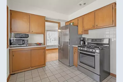 4928 N New England Avenue, Chicago, IL 60656 - Photo 11