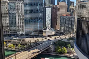 300 N State St, Chicago, IL 60654 - Photo 9