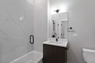 2505 W Farragut Ave, Chicago, IL 60625 - Photo 11