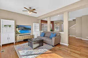 2027 S Kristina Ln, Round Lake, IL 60073 - Photo 7