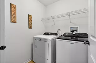 2027 S Kristina Ln, Round Lake, IL 60073 - Photo 19