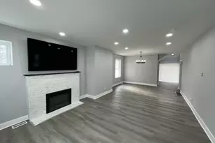 210 W 16th Pl, Chicago Heights, IL 60411 - Photo 7