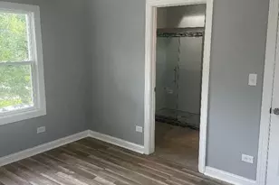 3021 E 138th Pl, Burnham, IL 60633 - Photo 7