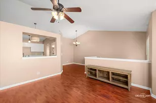 317 Hidden Creek Ln, North Aurora, IL 60542 - Photo 3