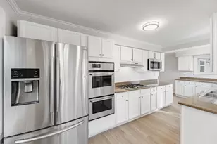 547 Melrose Ave, Kenilworth, IL 60043 - Photo 11