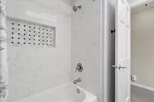 711 Foxmoor Ln, Lake Zurich, IL 60047 - Photo 29