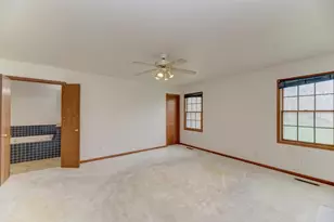 32850 Deer Ridge Dr, Wilmington, IL 60481 - Photo 13