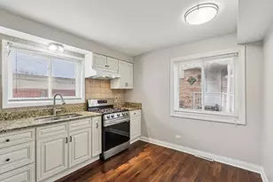 9408 Noel Ave, Des Plaines, IL 60016 - Photo 5