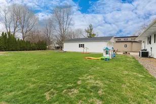 313 S School St, Minier, IL 61759 - Photo 35