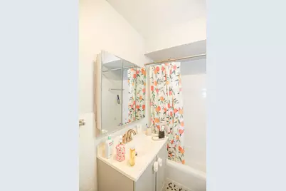 9020 Lamon Avenue #GE, Skokie, IL 60077 - Photo 9