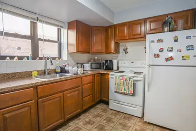 9020 Lamon Avenue #GE, Skokie, IL 60077 - Photo 5