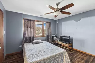 4839 W Sligo Way, Country Club Hills, IL 60478 - Photo 17