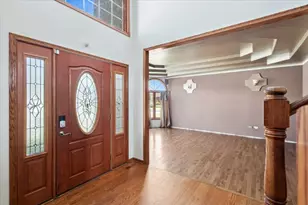 4839 W Sligo Way, Country Club Hills, IL 60478 - Photo 3