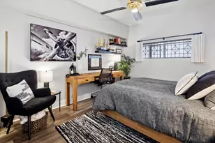 175 E Delaware Pl, Chicago, IL 60611 - Photo 21