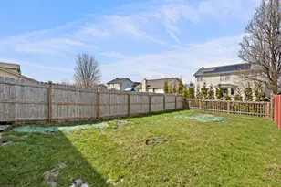 728 Carlisle Dr, Woodstock, IL 60098 - Photo 13