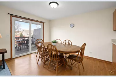 728 Carlisle Drive, Woodstock, IL 60098 - Photo 5