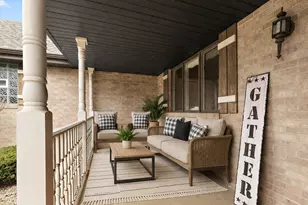 18311 Holland Rd, Lansing, IL 60438 - Photo 3