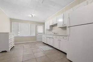 219 Rome Ave, Rockford, IL 61107 - Photo 7