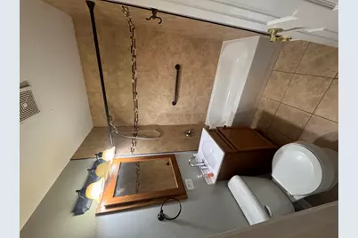 202 E Streamwood Boulevard, Streamwood, IL 60107 - Photo 7