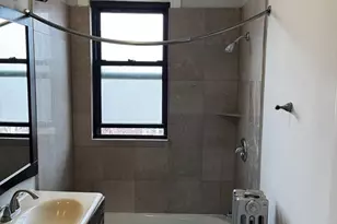 5655 N Spaulding Ave, Chicago, IL 60659 - Photo 7