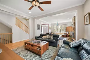 2325 Sundrop Dr, Glenview, IL 60026 - Photo 5