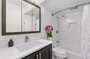 1622 N St Michaels Ct, Chicago, IL 60614 - Photo 11