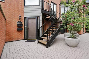 1622 N St Michaels Ct, Chicago, IL 60614 - Photo 1