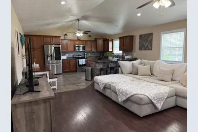 911 E Stotlar Street, Herrin, IL 62848 - Photo 19