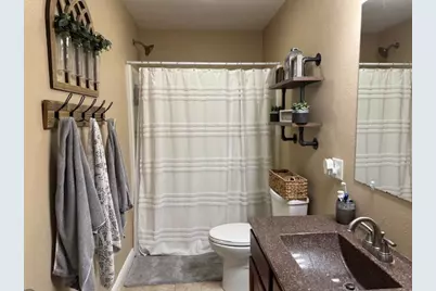 911 E Stotlar Street, Herrin, IL 62848 - Photo 15