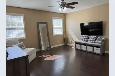 911 E Stotlar Street, Herrin, IL 62848 - Photo 13