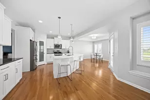 8724 Coventry Dr, Woodridge, IL 60517 - Photo 11