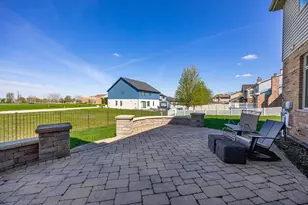 8724 Coventry Dr, Woodridge, IL 60517 - Photo 43