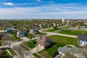 8724 Coventry Dr, Woodridge, IL 60517 - Photo 53