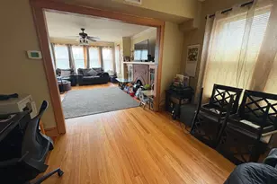 5054 N Lockwood Ave, Chicago, IL 60630 - Photo 11