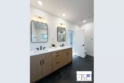 703 N Gibbons Avenue, Arlington Heights, IL 60004 - Photo 13