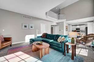 2106 Foxtail Rd, Bloomington, IL 61704 - Photo 9