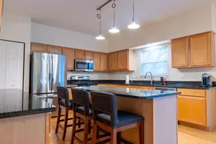 2623 Shenandoah Ct, Aurora, IL 60503 - Photo 5