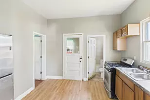 3411 W 63rd Pl, Chicago, IL 60629 - Photo 13