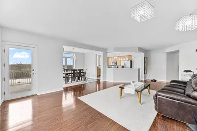 8300 Callie Avenue #407, Morton Grove, IL 60053 - Photo 5