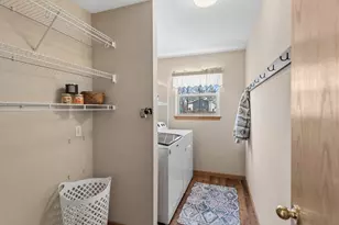 1205 Pennsylvania Ave, Winthrop Harbor, IL 60096 - Photo 9